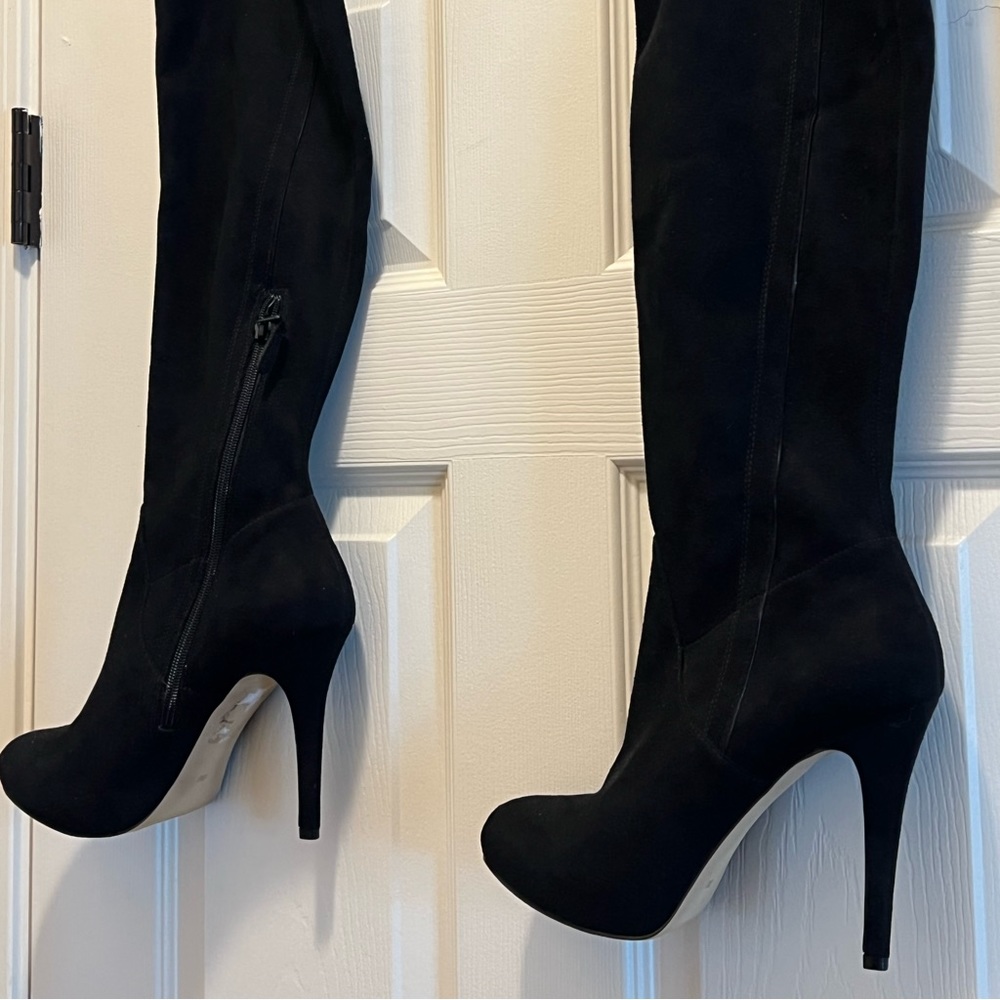 Guess knee high black boots size 9